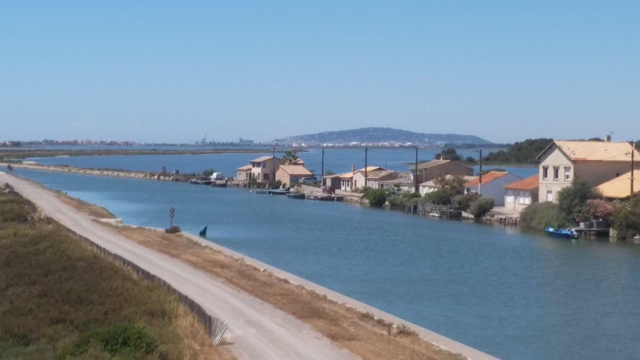 Cabanes Des Aresquiers Frontignan Exterior foto